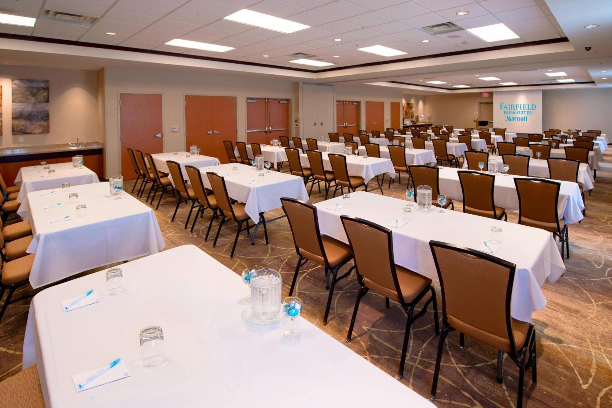 Fairfield Inn & Suites By Marriott Wausau Weston Экстерьер фото